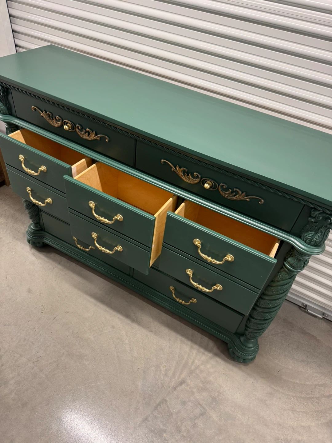 🚨Free Delivery NJ/NY Green Solid Wood Dresser - 9 Drawers - photo 3