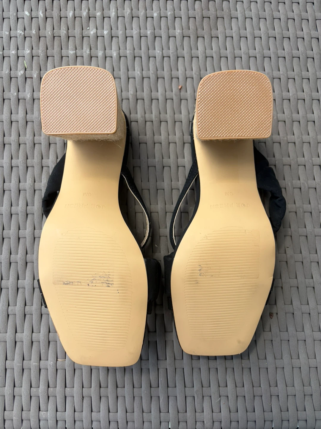 ⚽ Joe Fresh Black Strappy Block Heel Mules Size 6 - photo 5