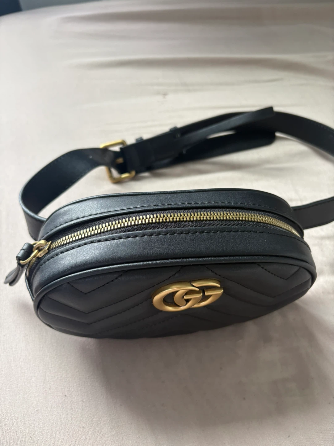 GUCCI Black Quilted Leather Belt Bag - photo 2