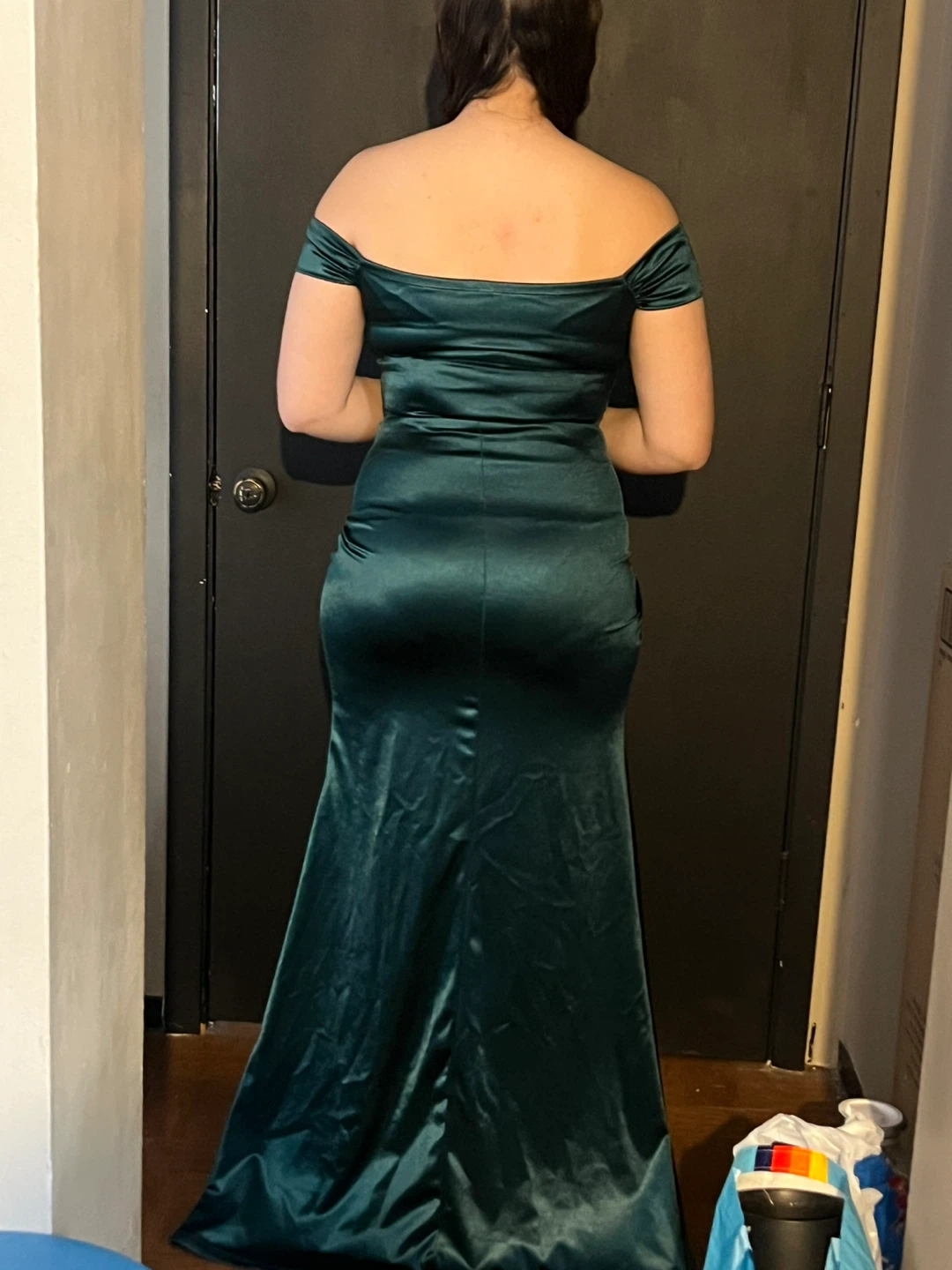 Emerald Green Off-the-Shoulder Satin Gown ⚽ - photo 2