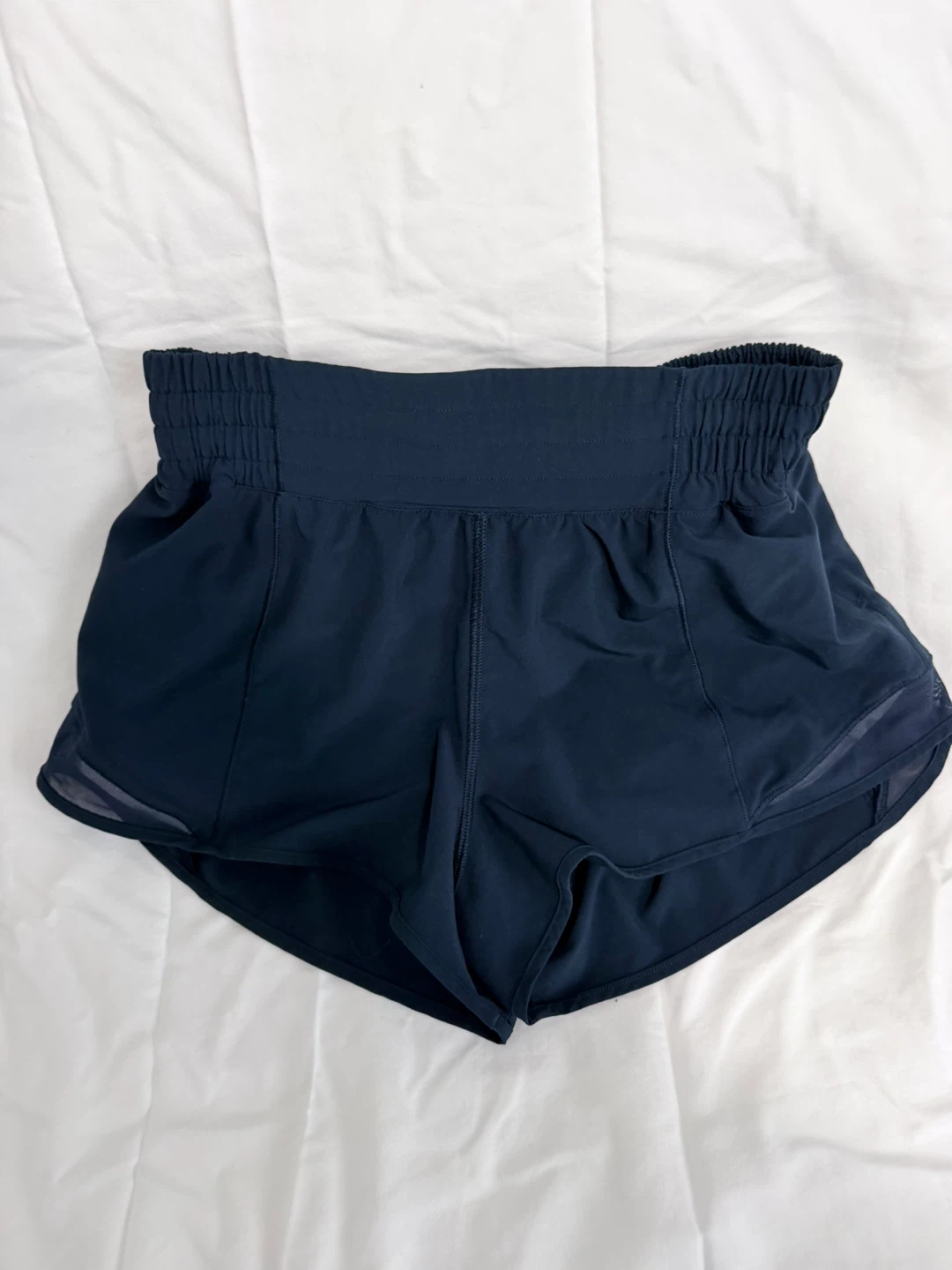 Lululemon navy blue running shorts - photo 2