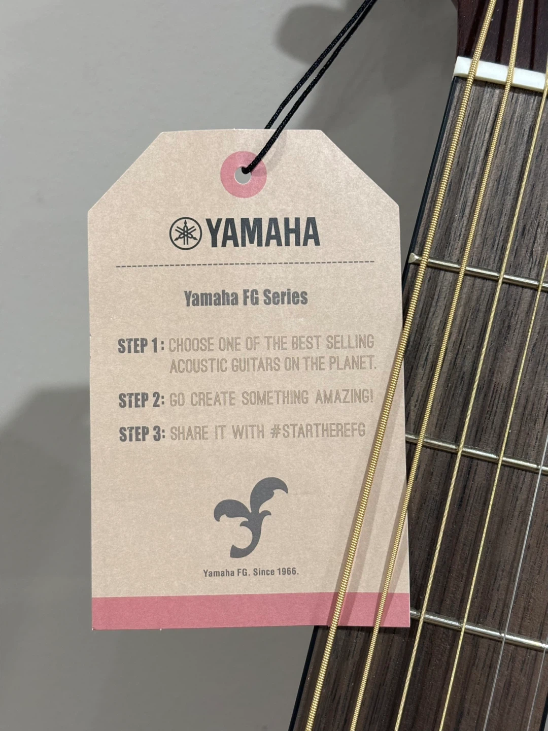 Yamaha FG800 Guitar - photo 2