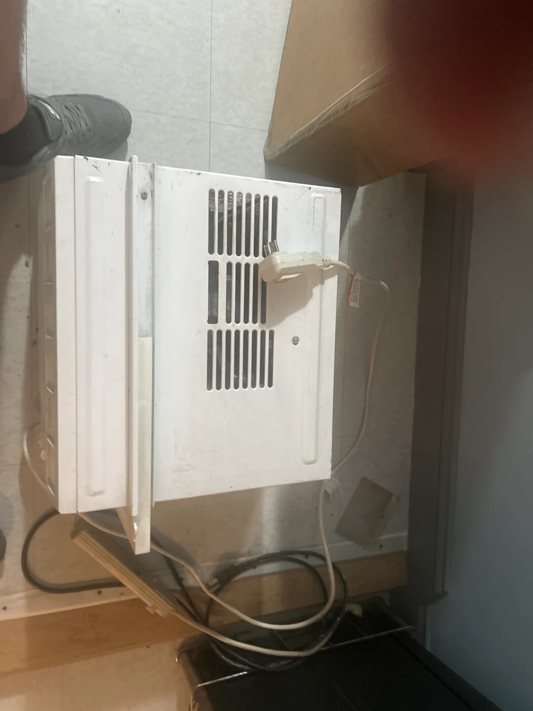 Haier Window Air Conditioner - photo 2