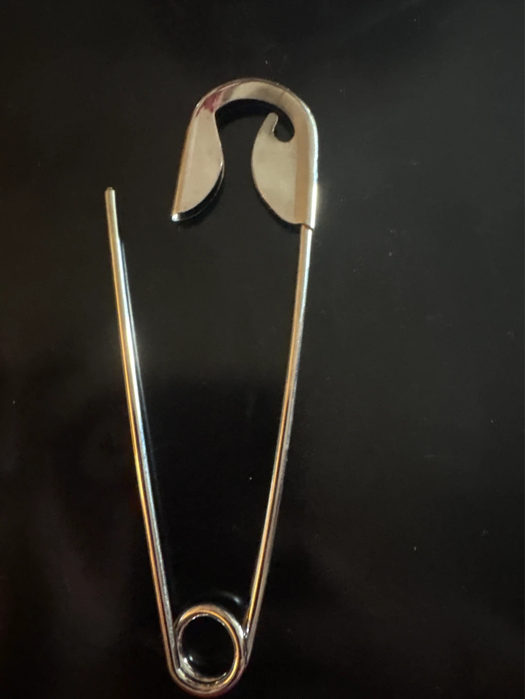 ⚽️ New Large Safety Pin Hair Clip Accessory - photo 5