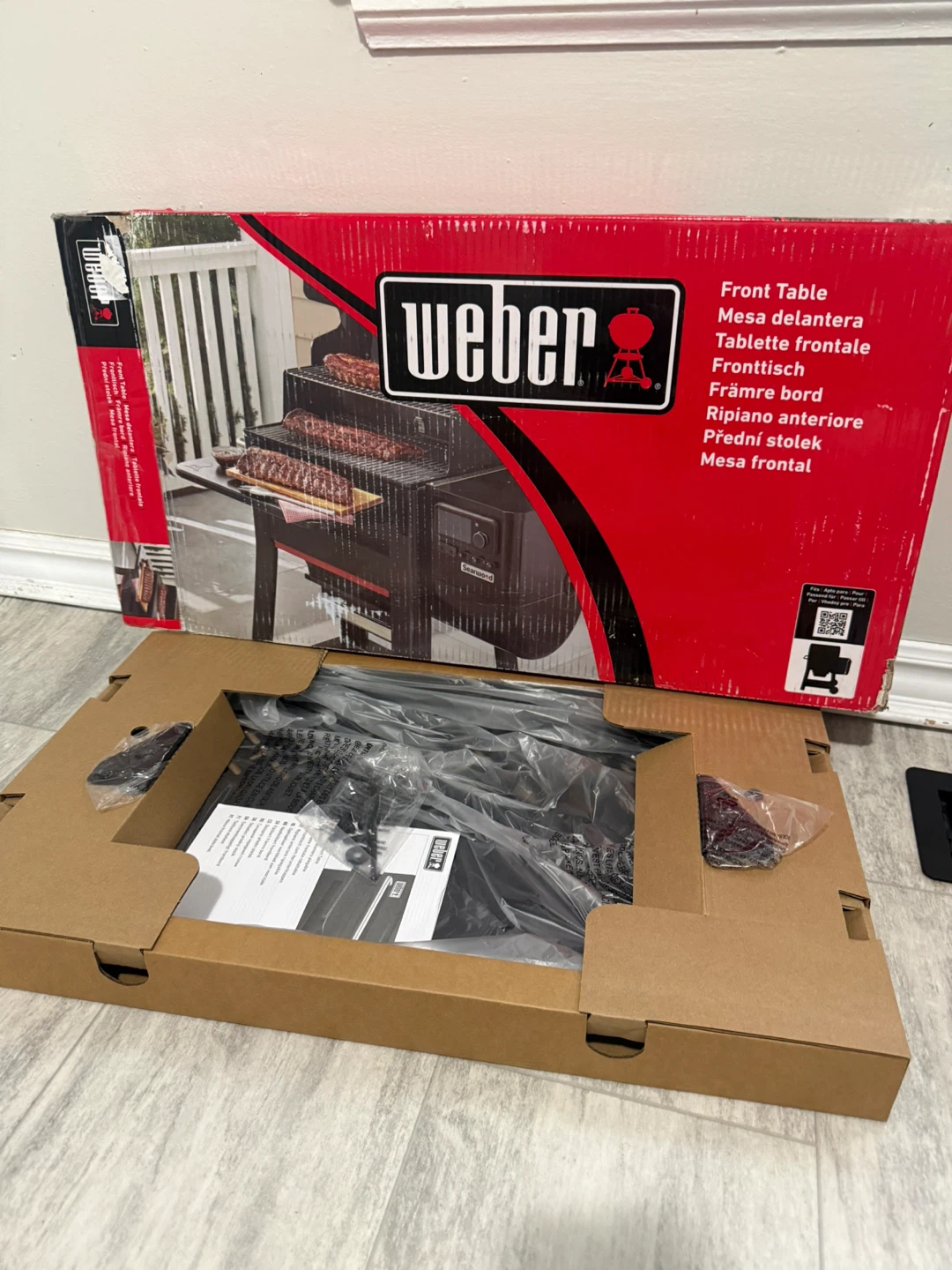 NEW 24” Weber Searwood 600 Pellet Folding Front Table - photo 5