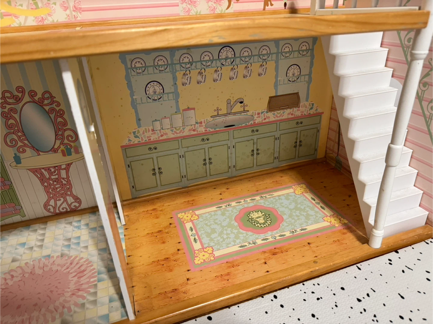 Three floor KidKraft Dollhouse - photo 3
