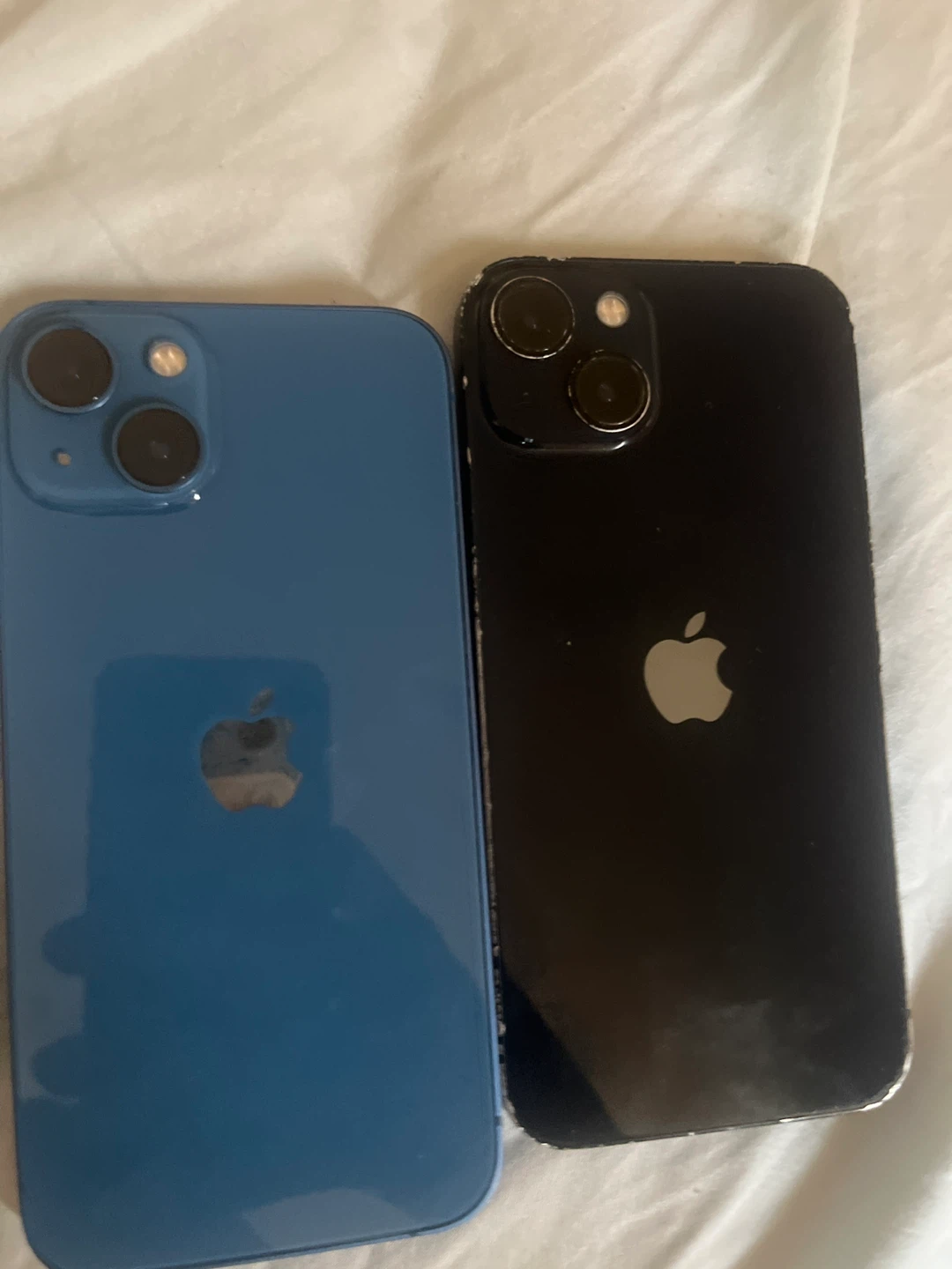 Apple iPhone 13s