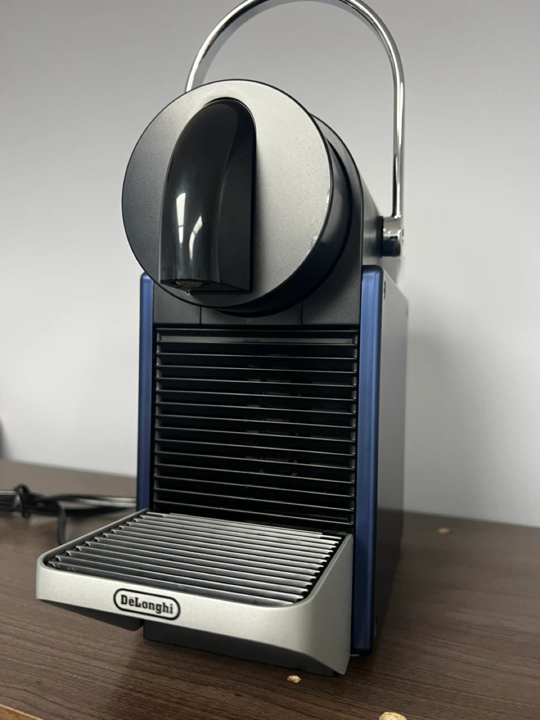 Nespresso Pixie espresso machine by DeLonghi – like new ⚽ - photo 2