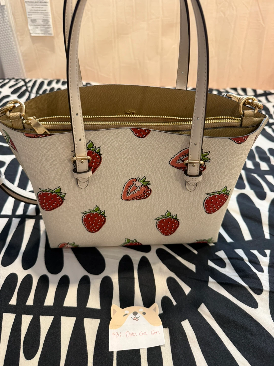 Coach Strawberry Print Mollie Tote Bag 25 - photo 4