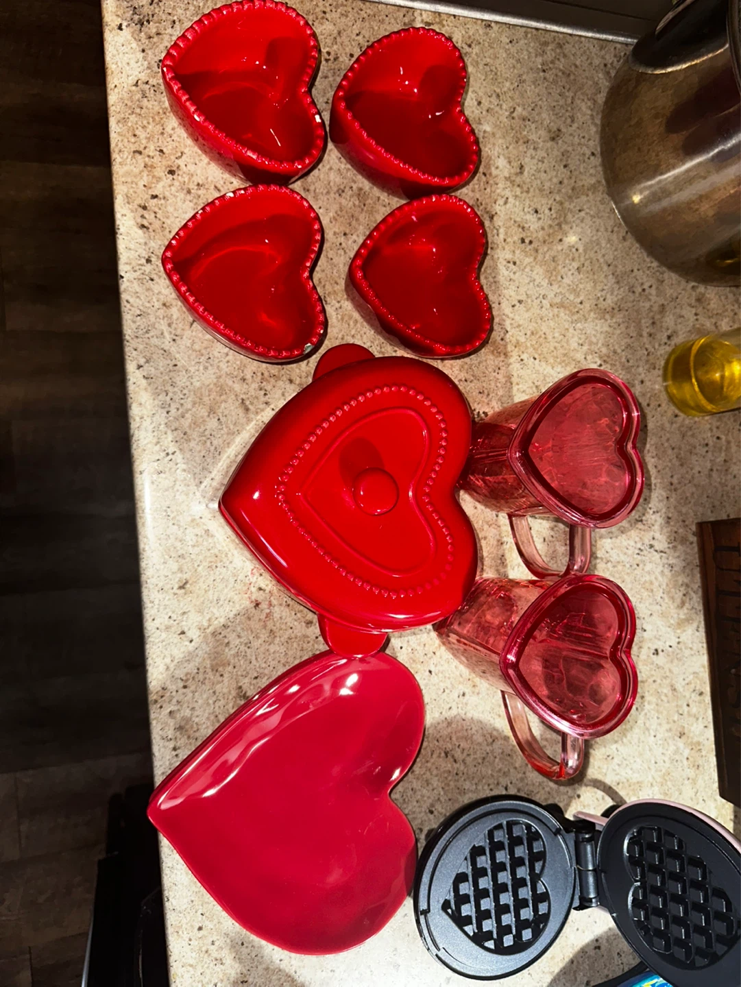 Heart Shaped Baking Dish & Mug Set - photo 3
