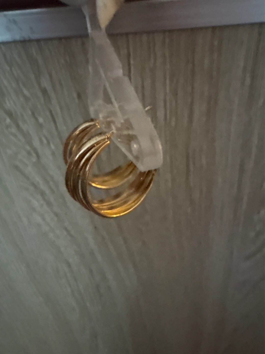 ⚽️ Gold Tone Twisted Hoop Earrings - photo 3