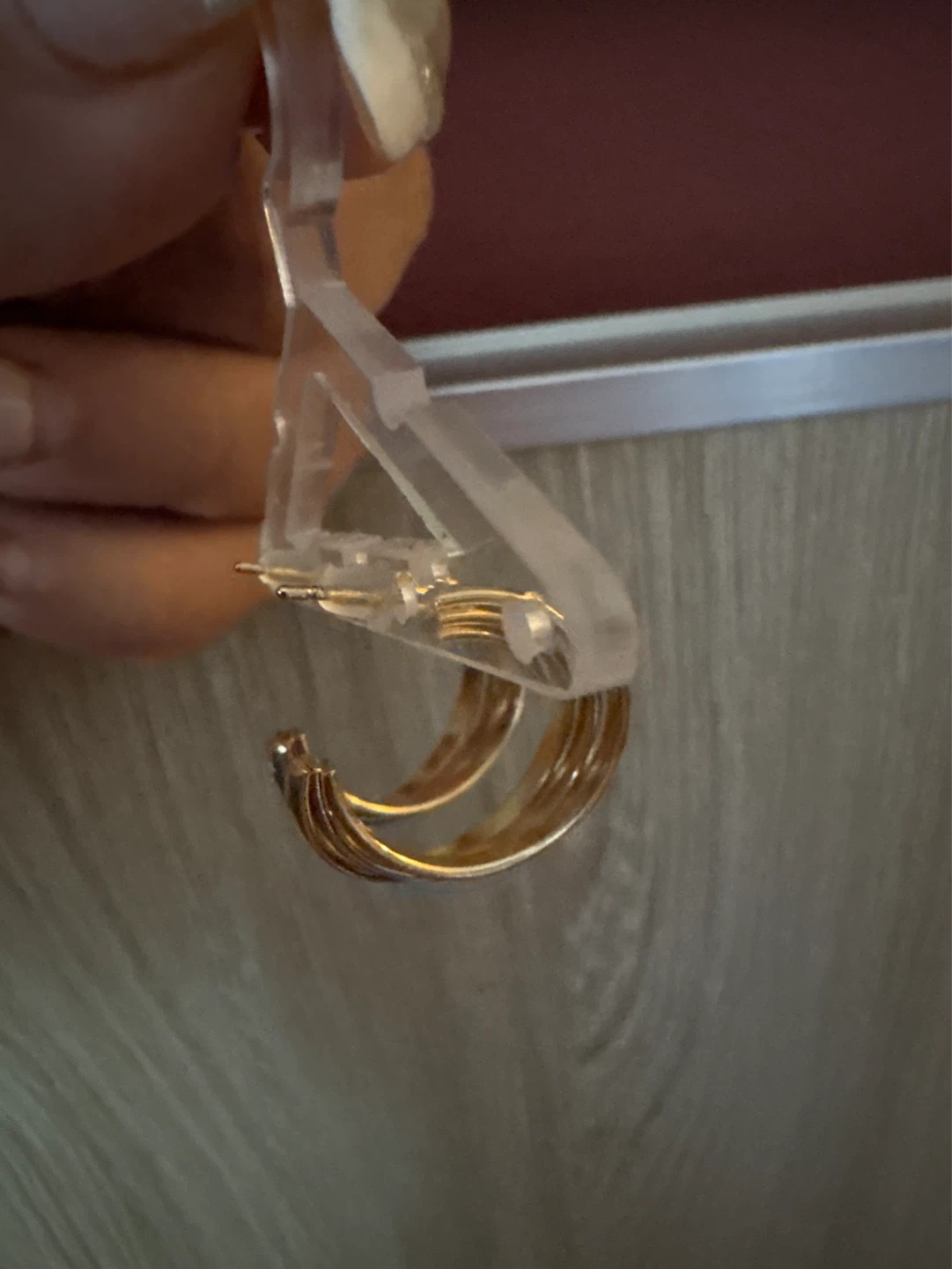 ⚽️ Gold Tone Twisted Hoop Earrings - photo 5