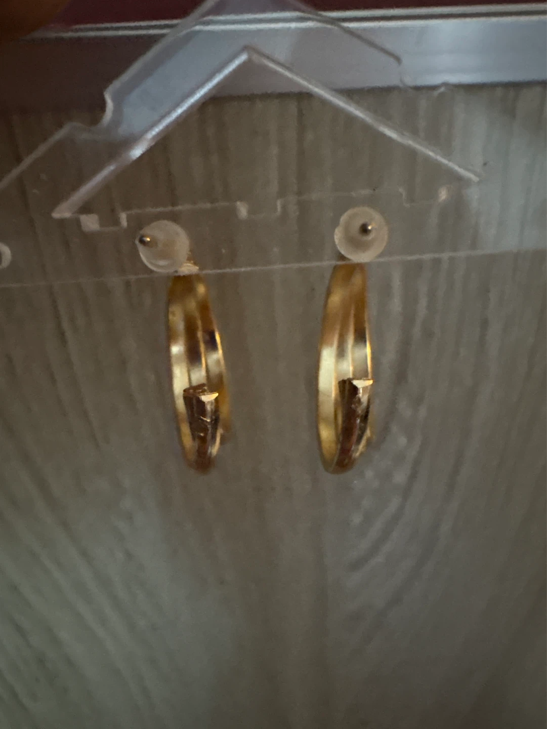 ⚽️ Gold Tone Twisted Hoop Earrings - photo 4