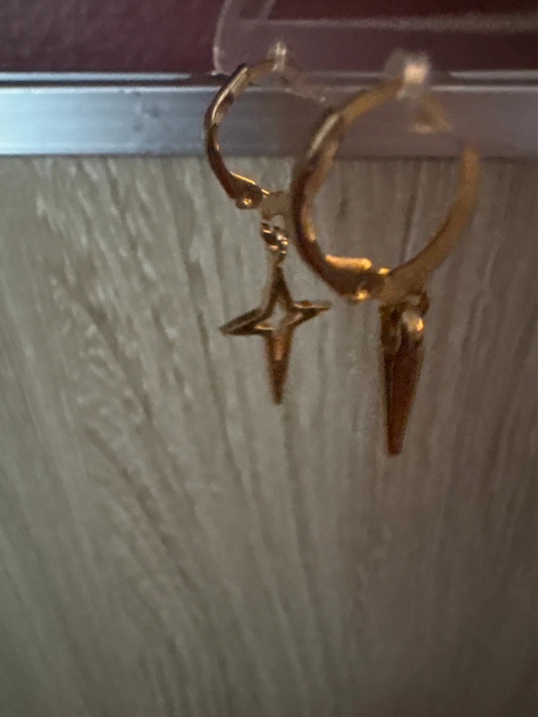 ⚽️ Gold Star and Spike Dangle Hoop Earrings - photo 4