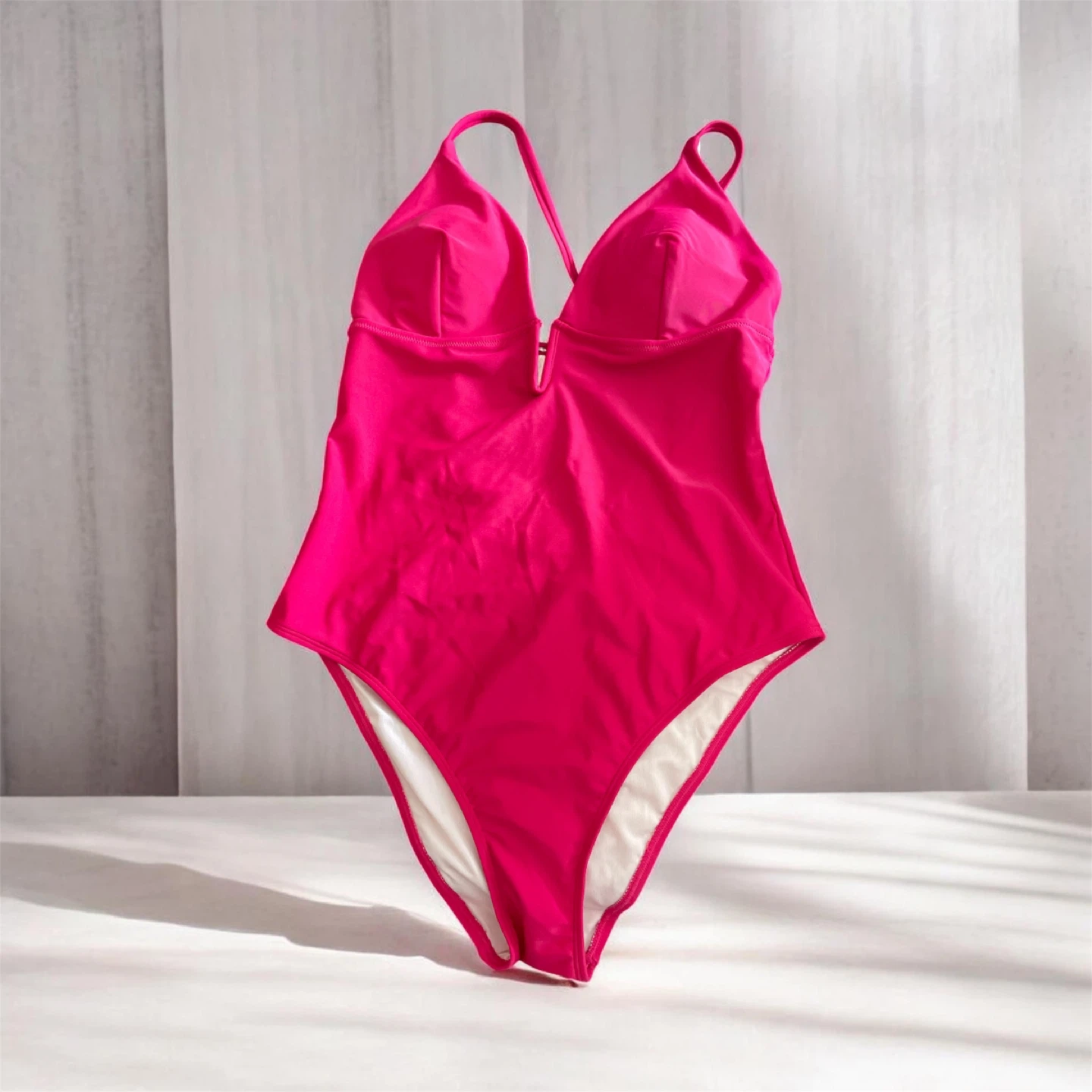 ⚽️ NWT Cupshe Rose Red One-Piece Swimsuit - photo 5