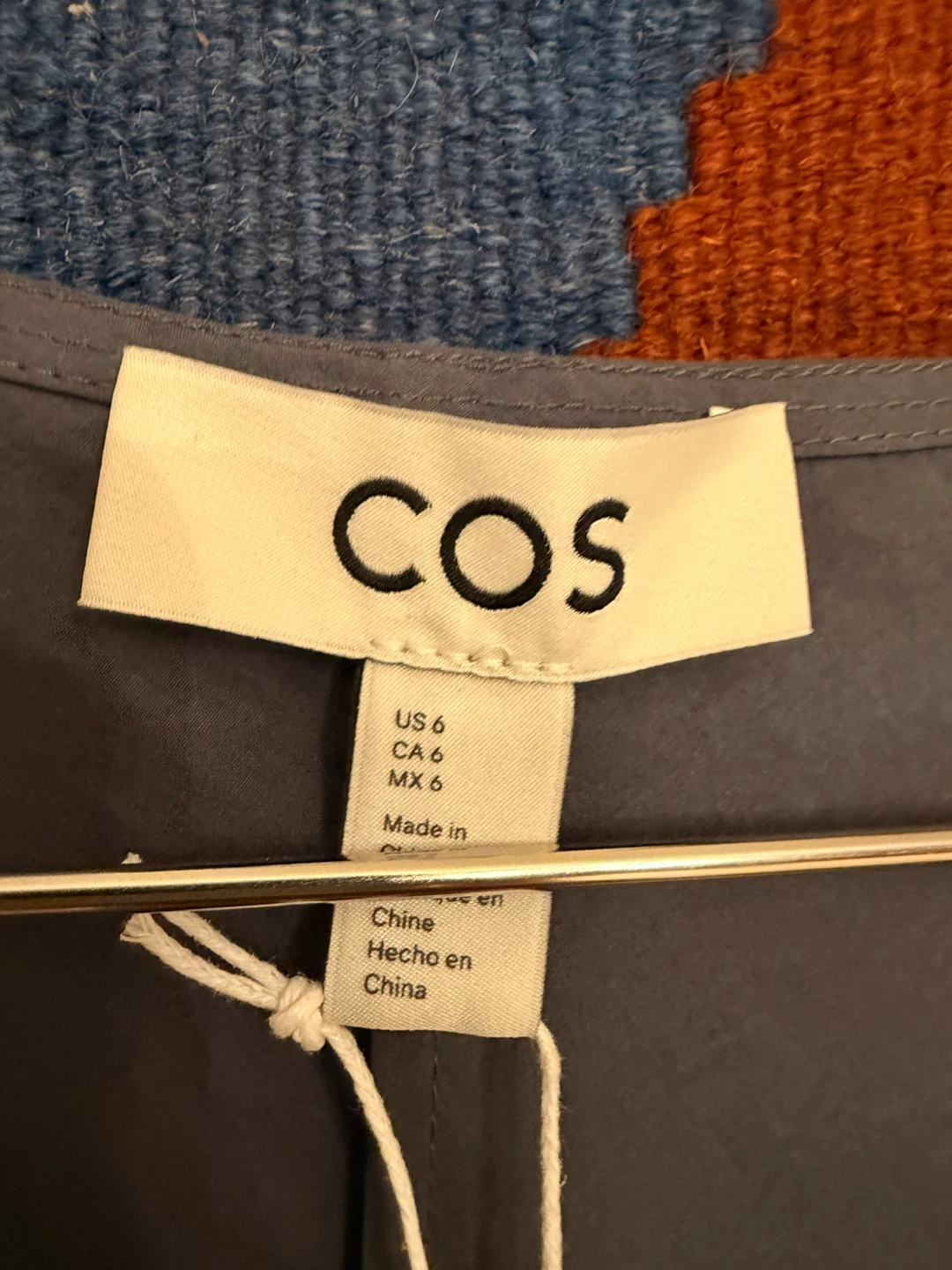 COS V-Neck Dress -Brand new - photo 3