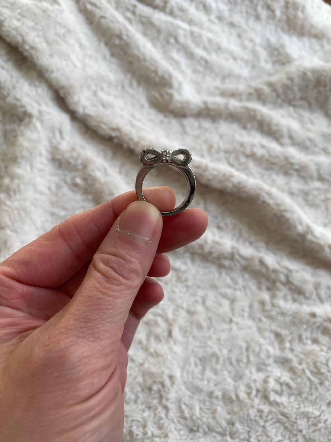 Silver Pave Bow Ring ⚽️ - photo 2