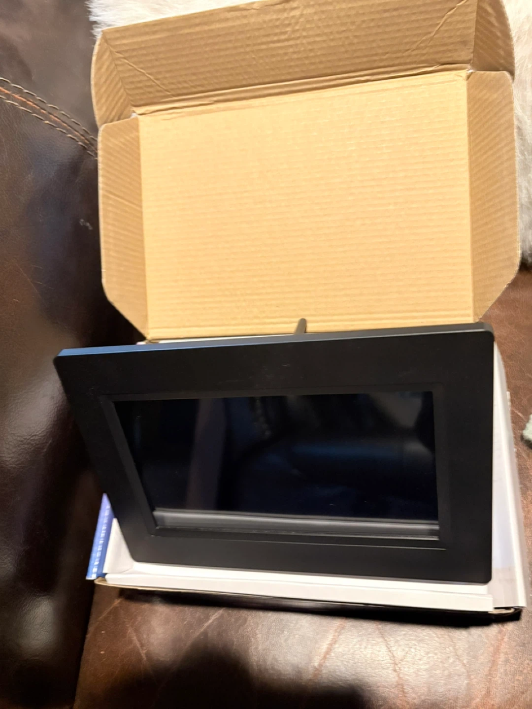 Sylvania 7" WiFi High Resolution Digital Photo Frame - photo 2