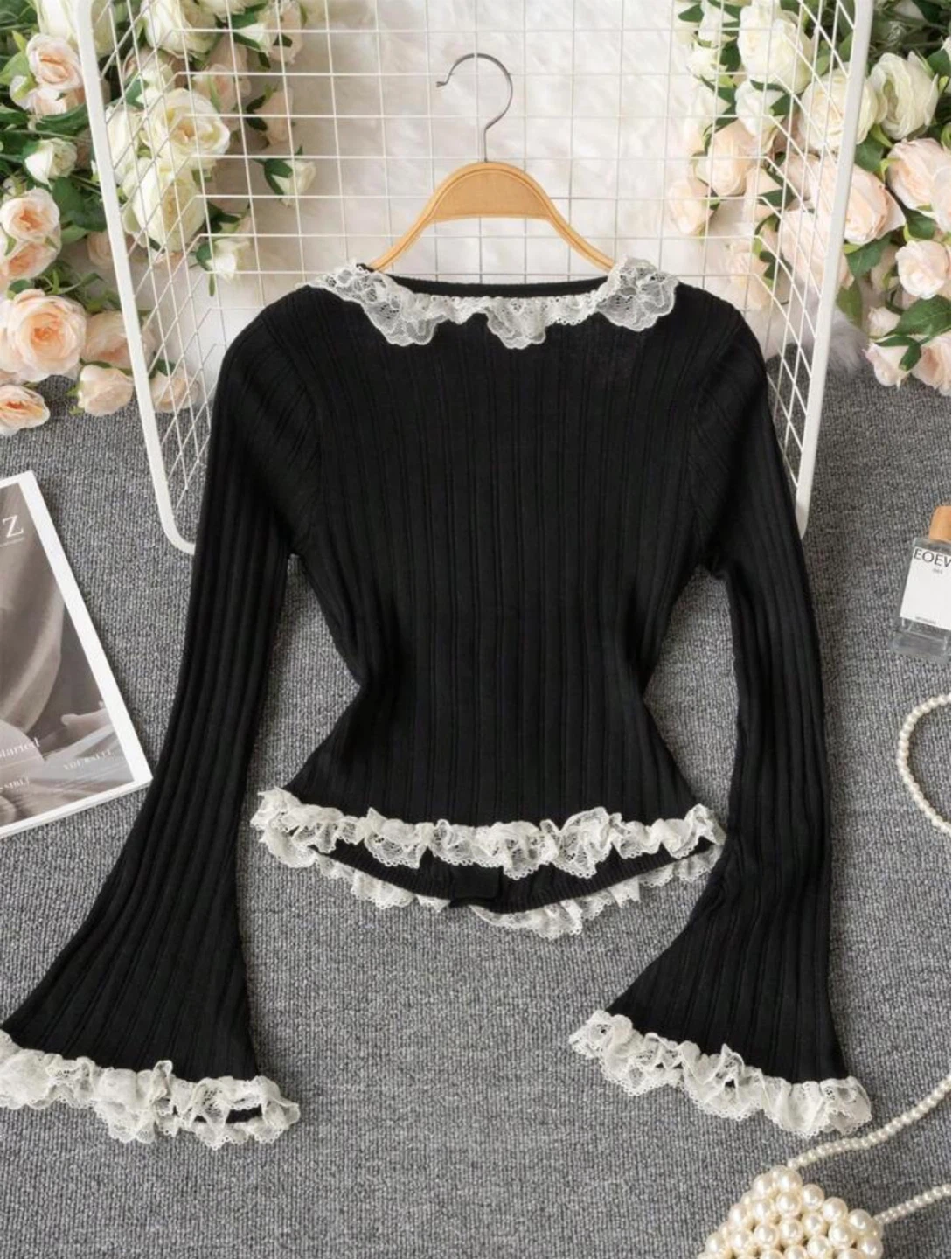 Black ribbed knit cardigan with lace trim - photo 4