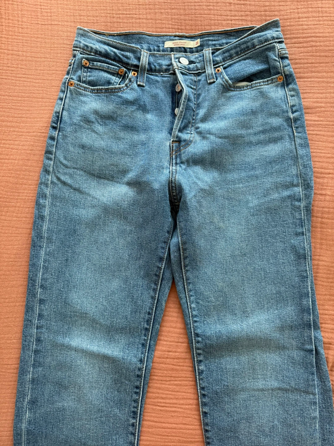 Levi's Wedgie Straight Jeans Size 28