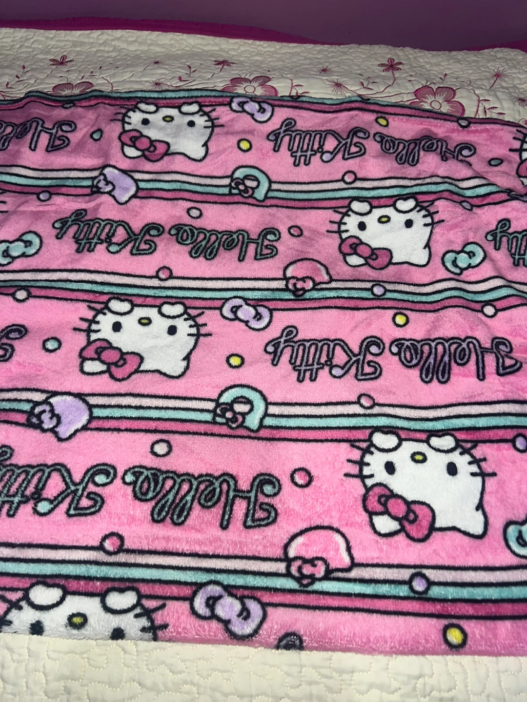 Hello Kitty Pink Plush Blanket ⚽