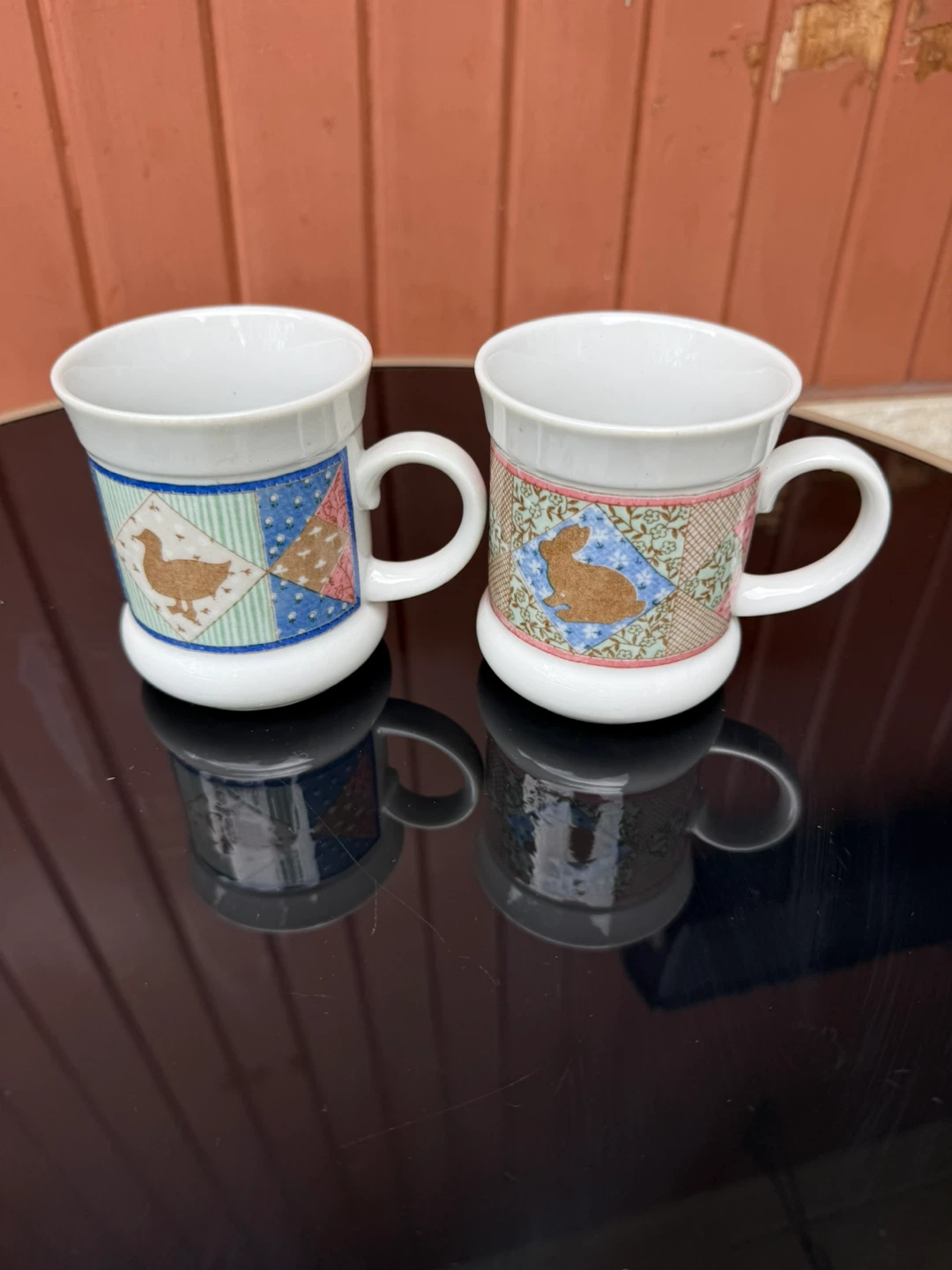 Set of 2 Ceramic Mugs with Quilted Farm Animal Design