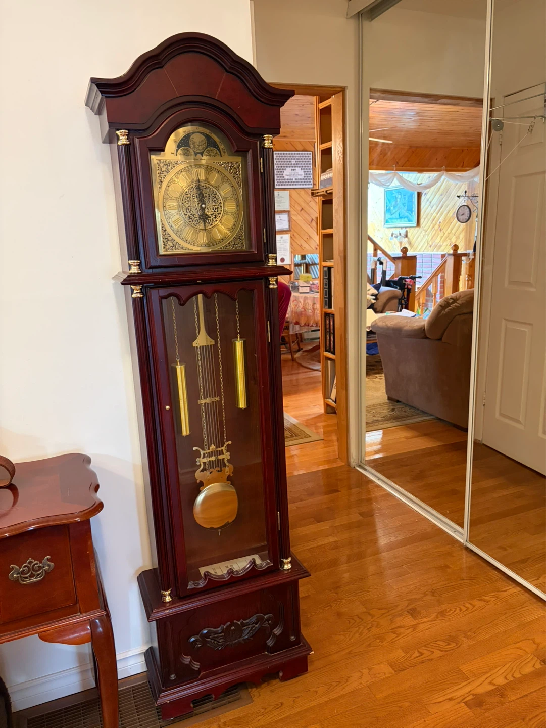 Vintage Grandfather Clock ⚽️