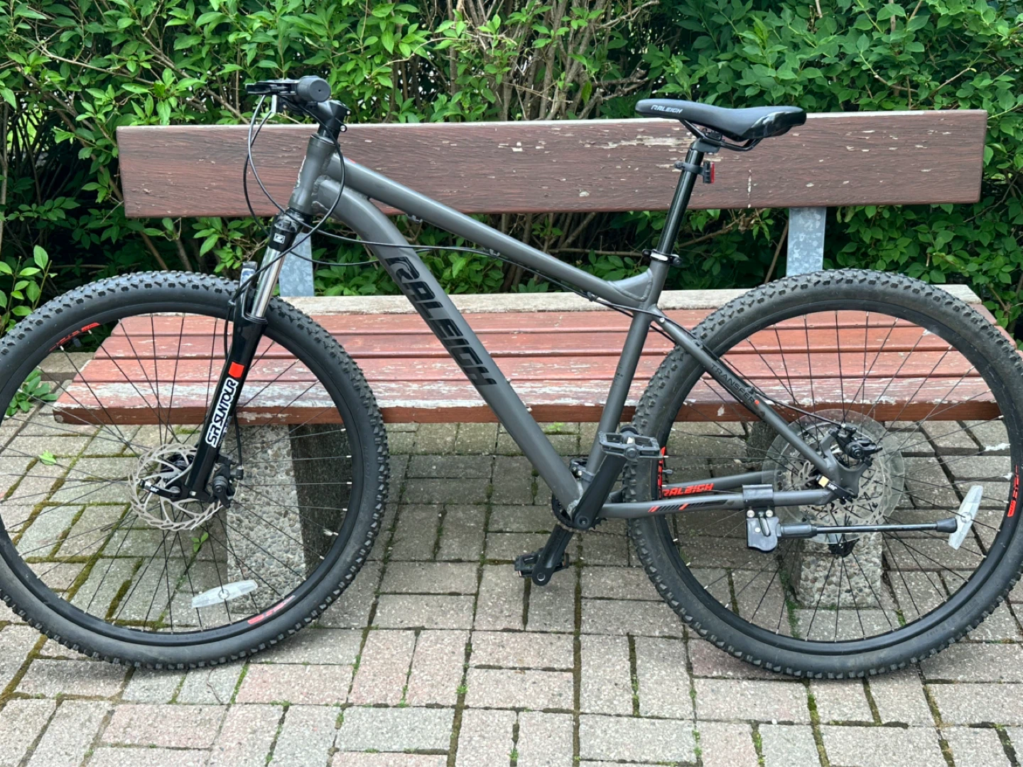 Raleigh Ridge HS Mountain Bike
