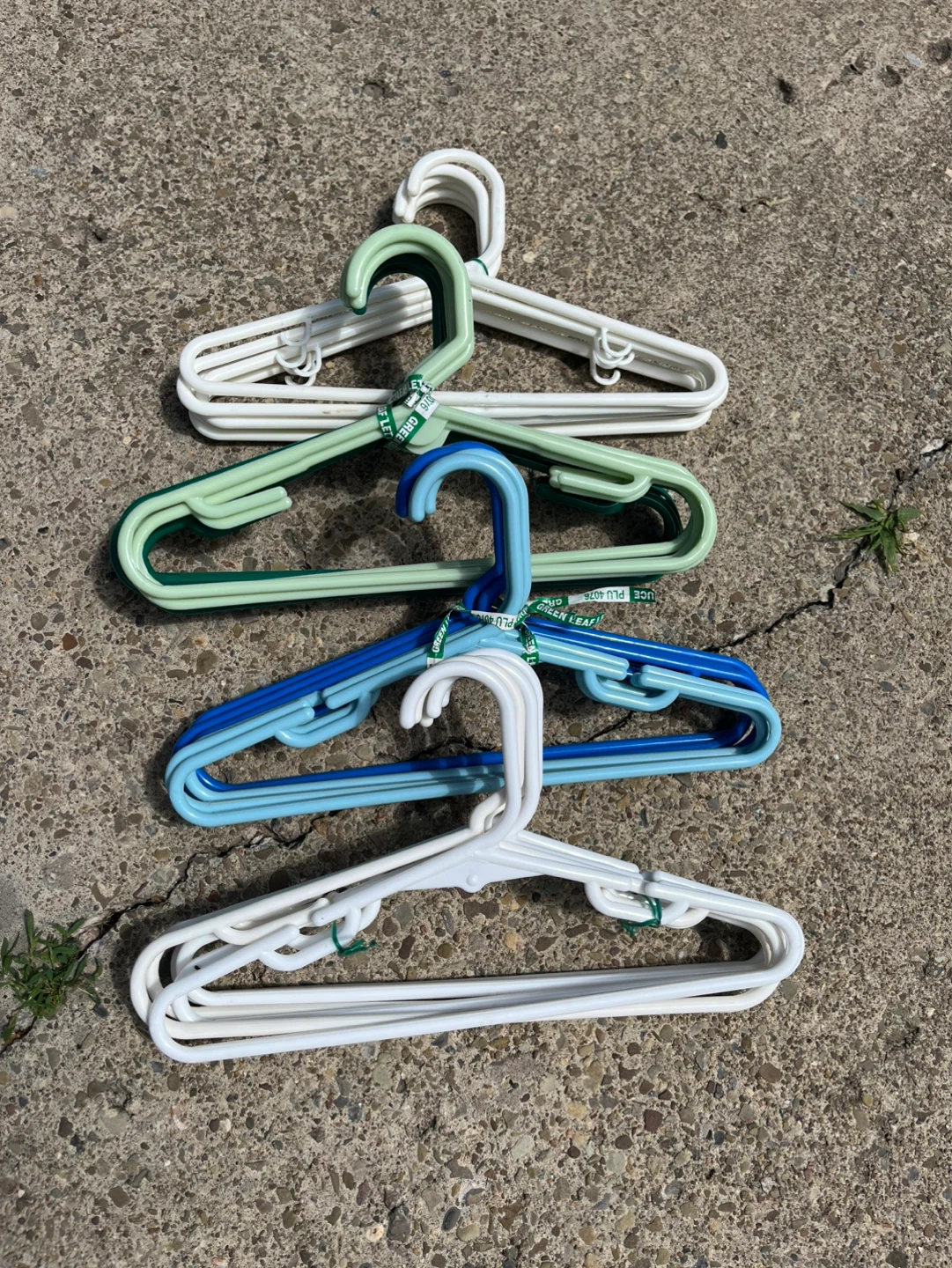 Green Leaf Plastic Hangers - child size