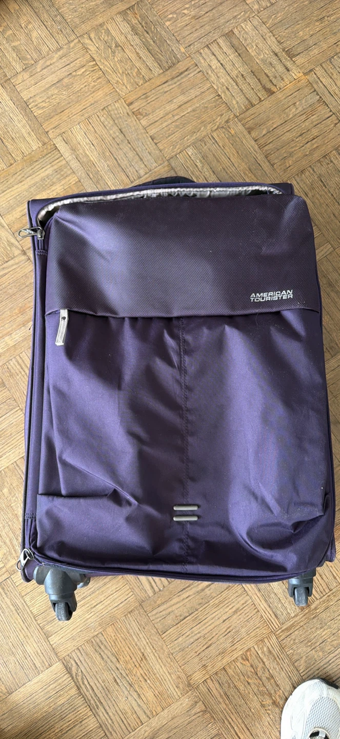 American Tourister Purple Suitcase - photo 3