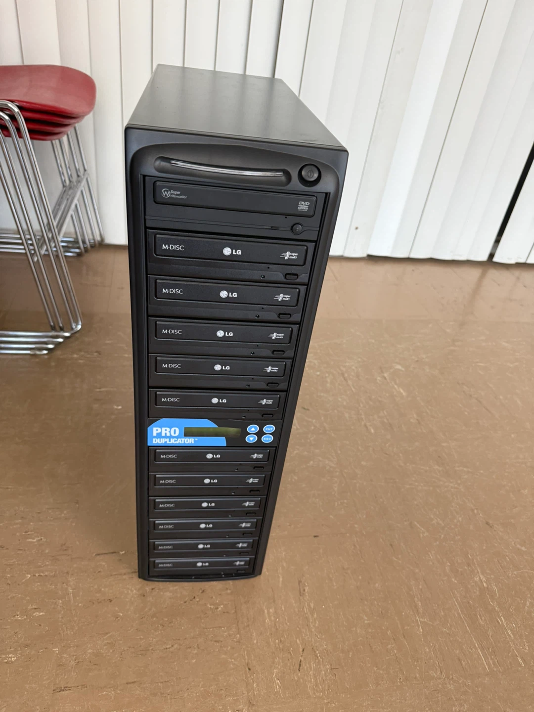 LG PRO DUPLICATOR CD DVD Disc Copier Tower
