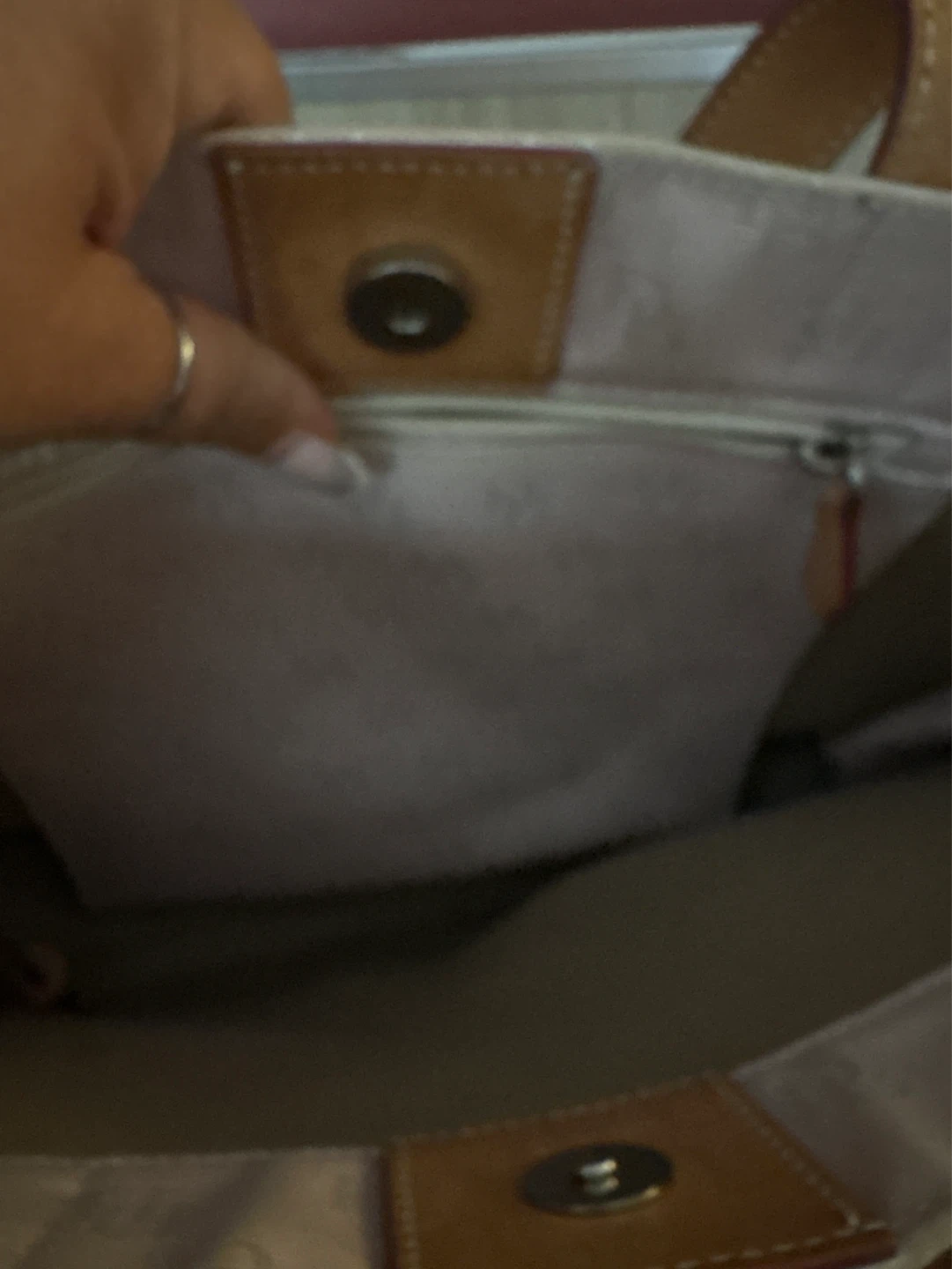 ⚽️ Dooney & Bourke Pink Monogram Tote Bag - photo 4
