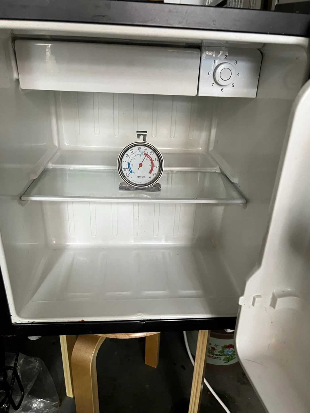 Black+Decker 1.7 Cu Ft Mini Fridge - photo 5