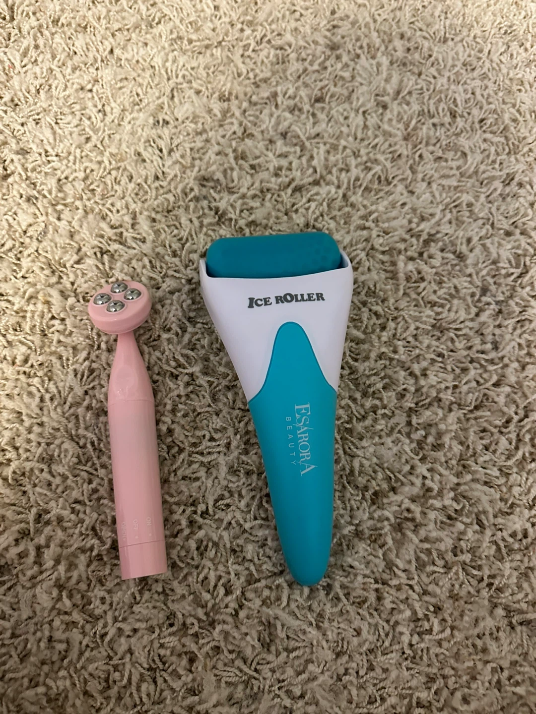 Esarora Ice Roller & Pink Facial Massager
