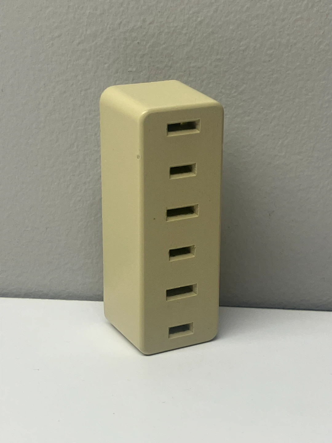 Vintage Leviton Triple Outlet AC Adapter - Works Great - photo 5