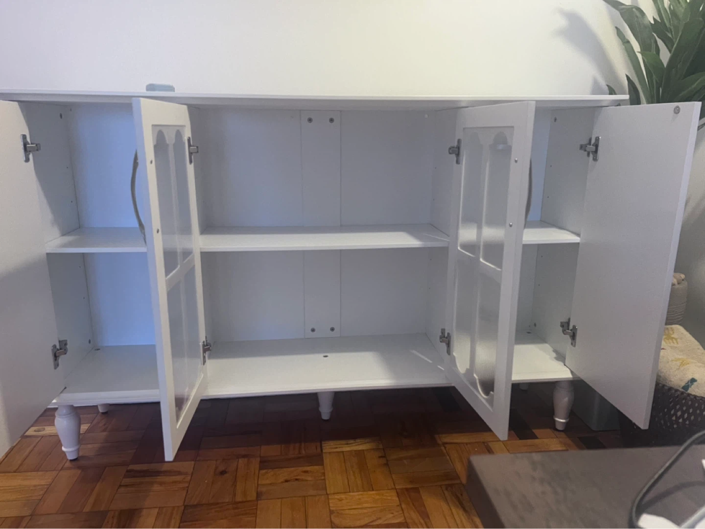 ⚽️ Moving: Space-saving & spacious Sideboard