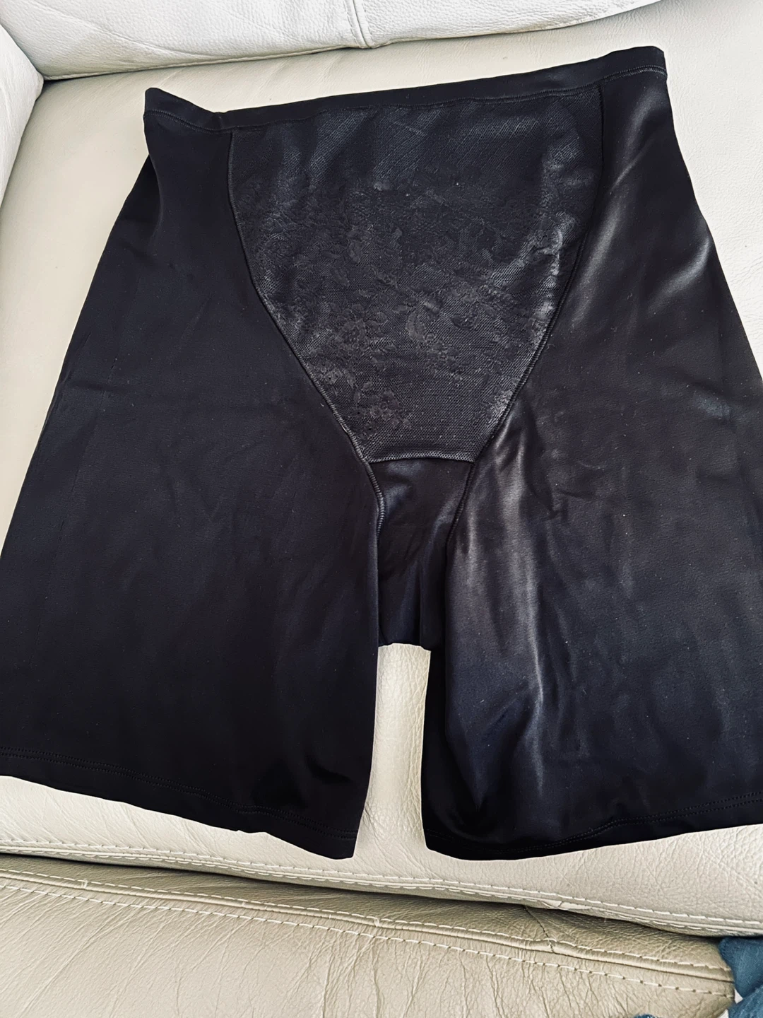 NEW Vanity Fair Black Smoothing Girdle
