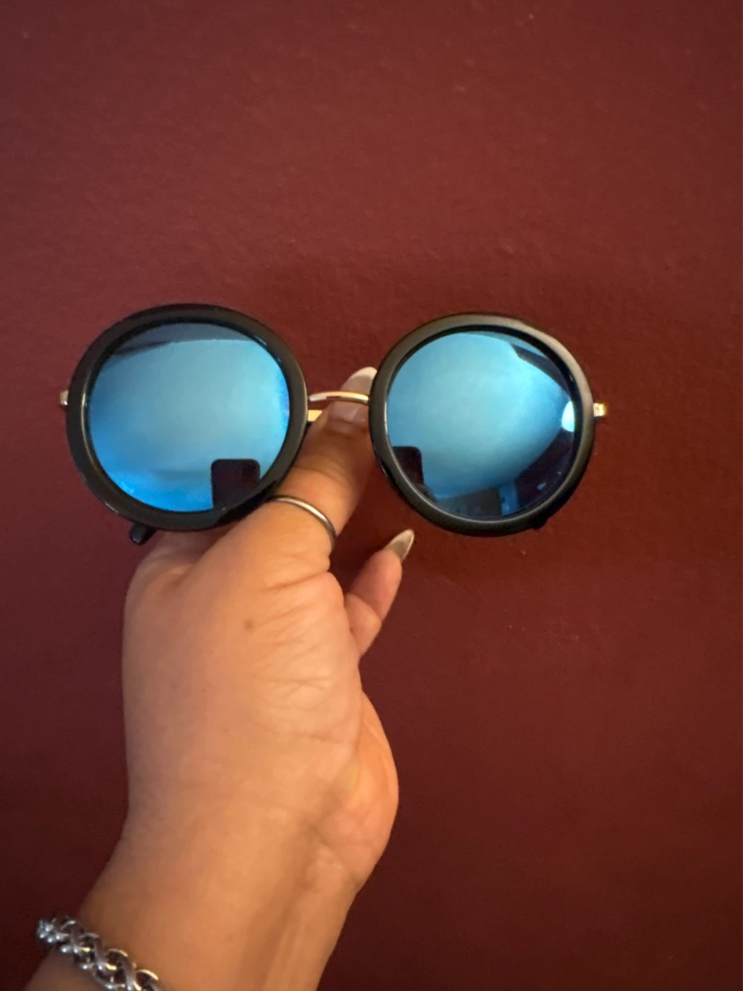 ⚽️ Vintage Round Black Sunglasses with Blue Lenses