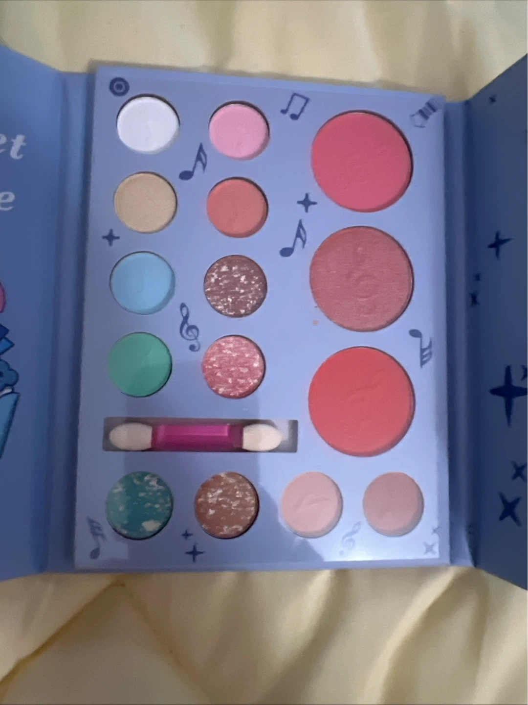 Makeup Palette - Stitch Cupcake Design - photo 3