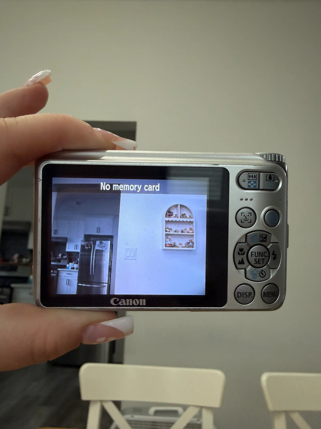 Canon PowerShot A3100 IS digital camera - photo 3