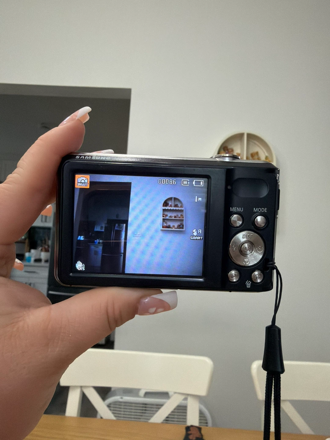 Samsung PL81 digital camera - photo 2