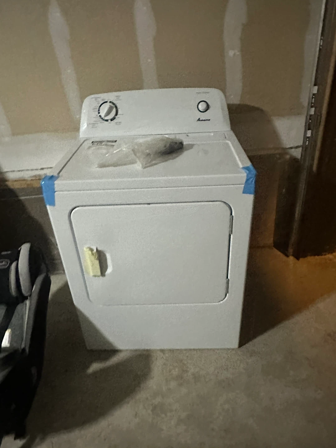 Amana White Electric Dryer