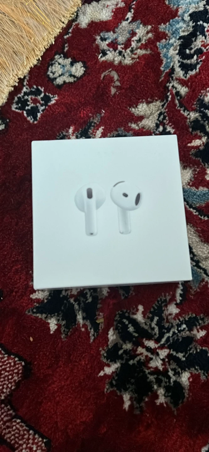 Apple AirPods 4