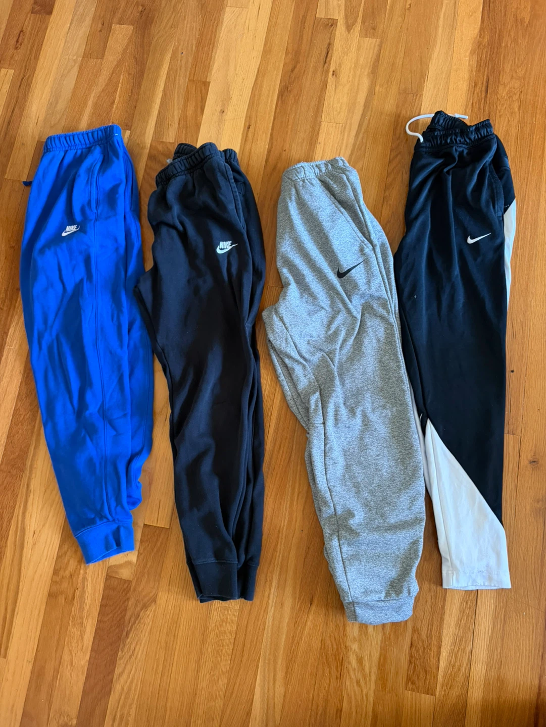 Nike Jogger Sweatpants - 4 Pairs