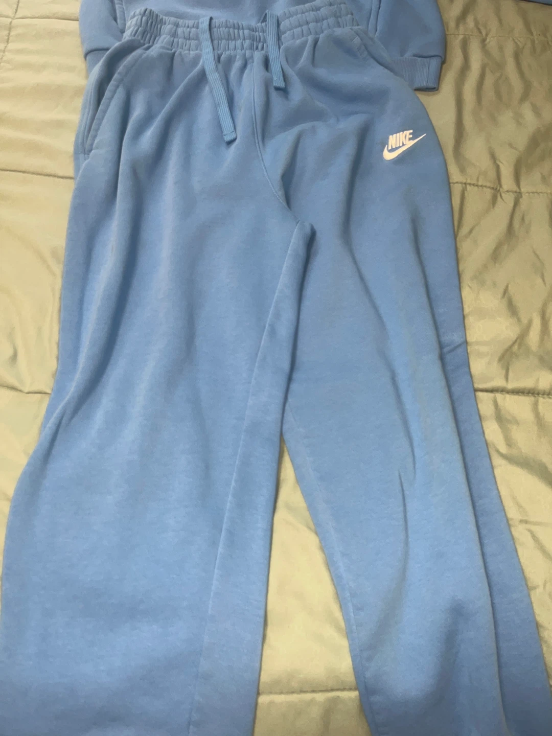 Nike Hoodie and Sweatpants Set - XL kids - photo 2