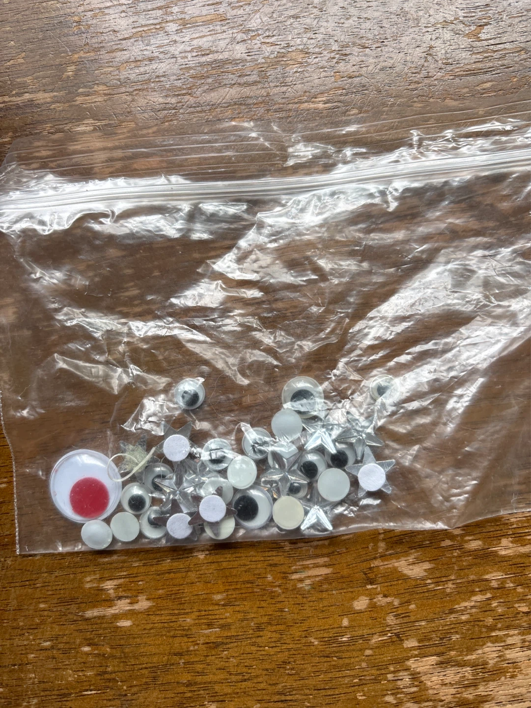 ⚽️Assorted Googly Eyes and Craft Embellishments