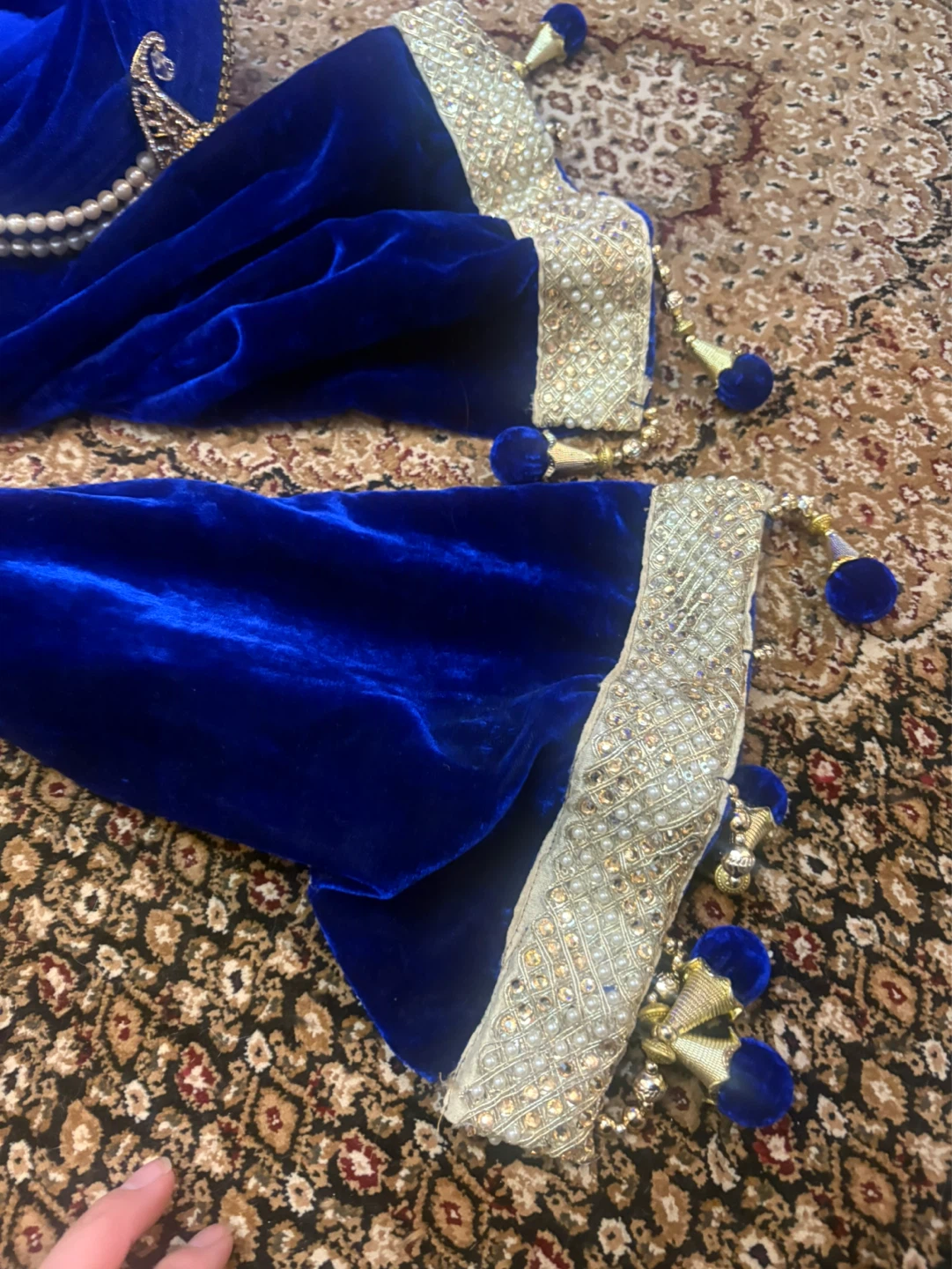 Royal Blue Velvet Turban with Pearl Embellishments - photo 4