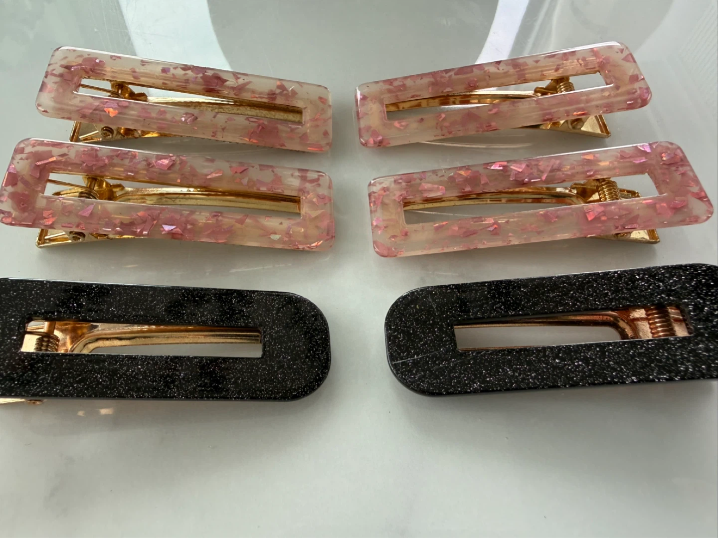 ⚽️Set of 6 Glitter Hair Clips - photo 2