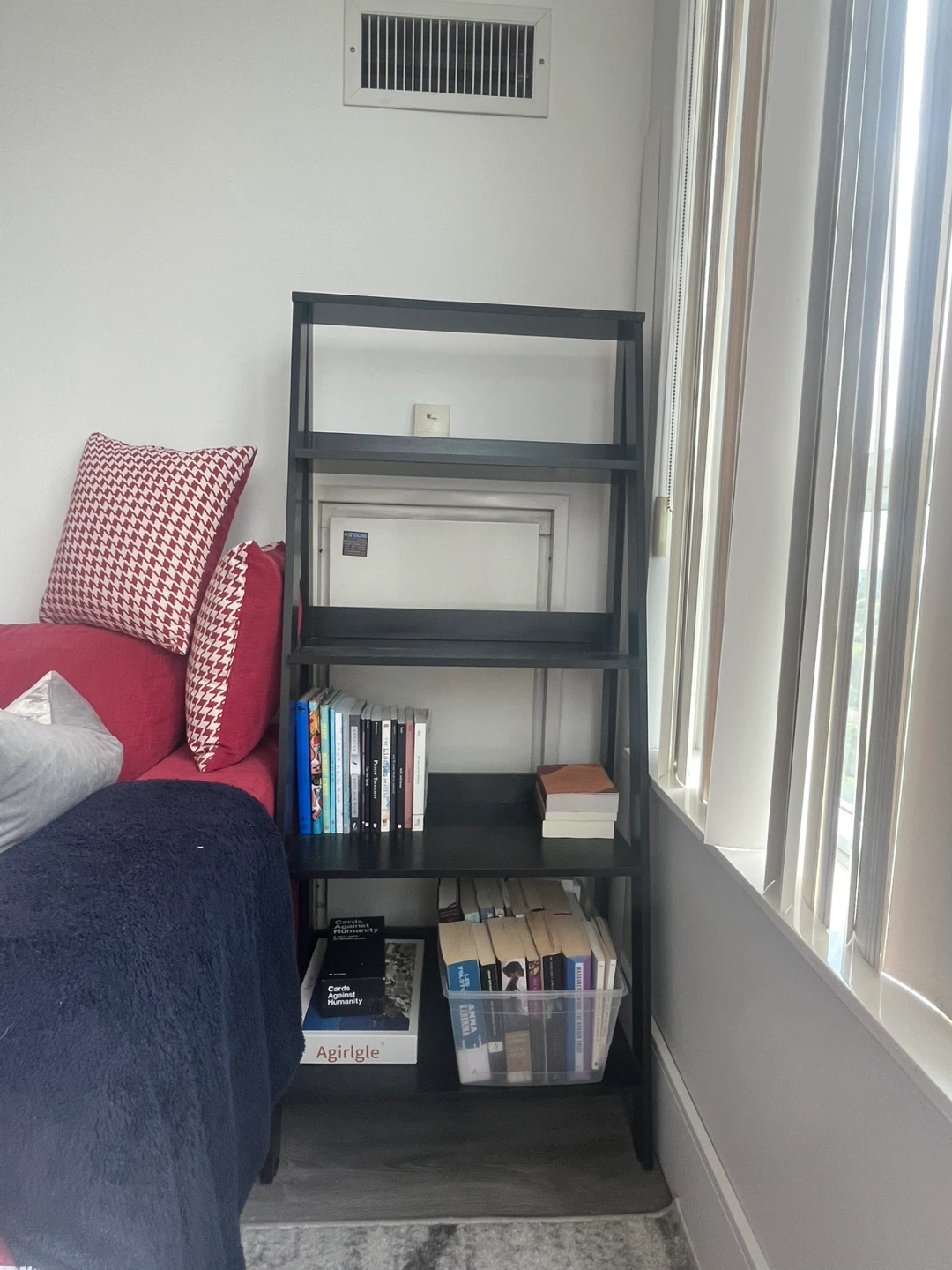 Black 5-Tier Ladder Bookshelf - photo 2