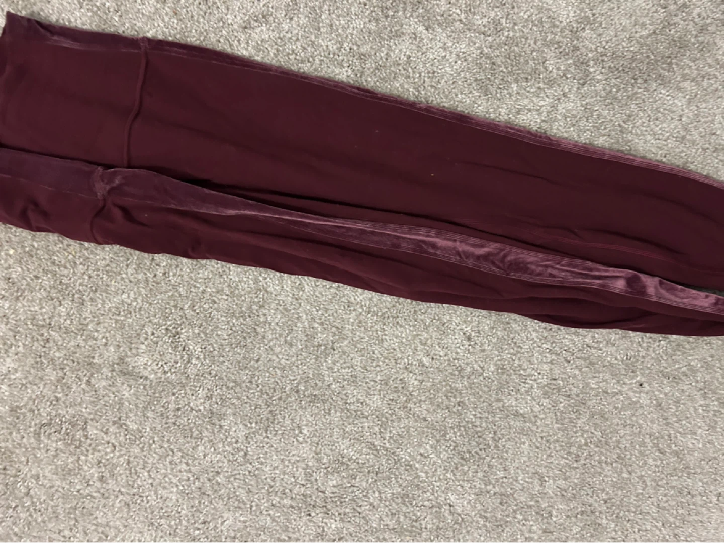 Lululemon Burgundy Velvet Trim Leggings - photo 2